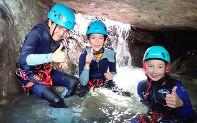 Canyoning enfants en Savoie : découvrez le canyon de Eau Rousse