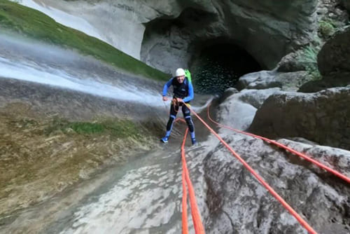 Annecy canyoning canyon Angon très sportif Odyssée Canyon